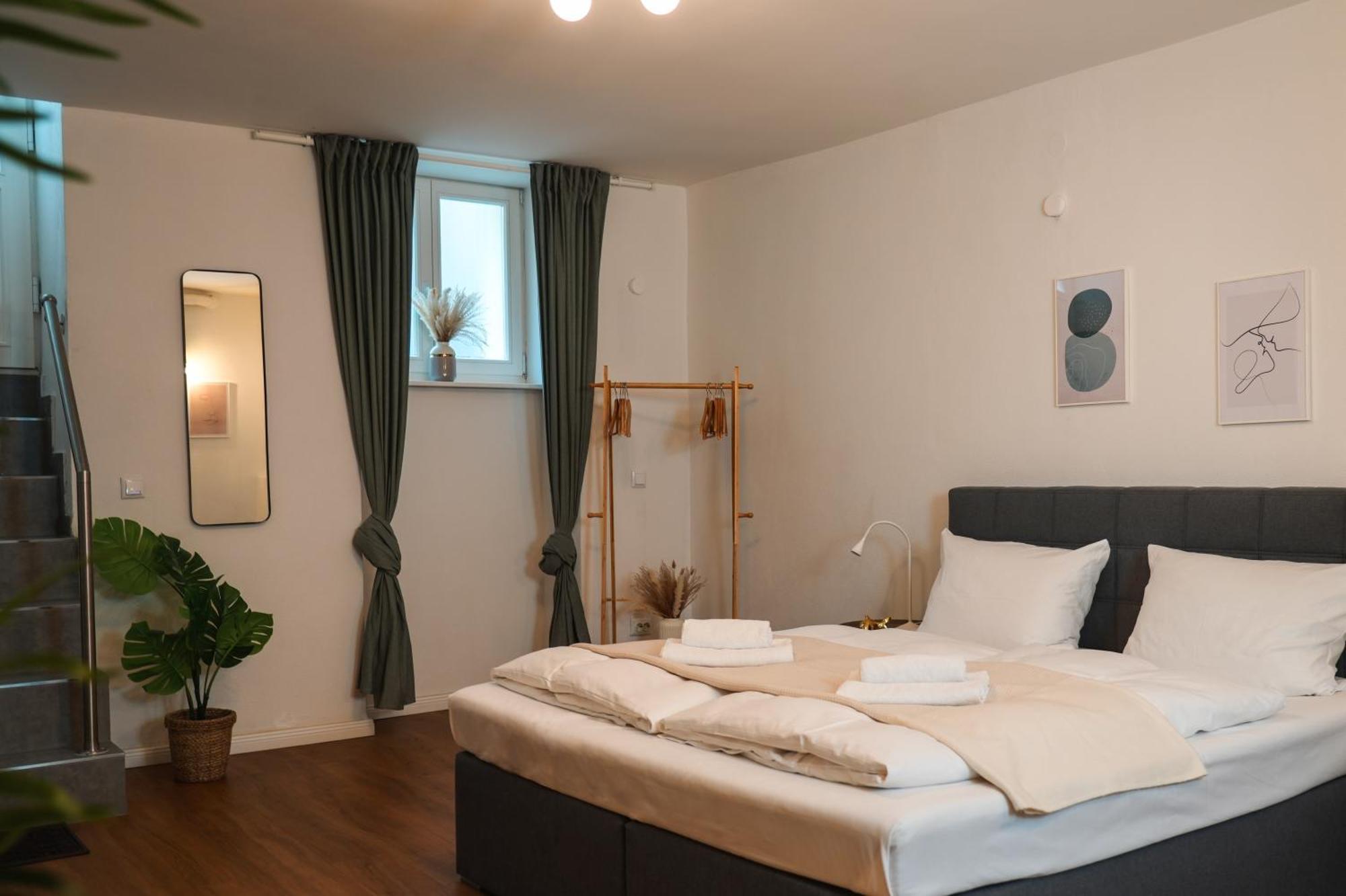 Global Living - Design Apartment I Central I Beamer I Kitchen I Terrace I Berlijn Buitenkant foto