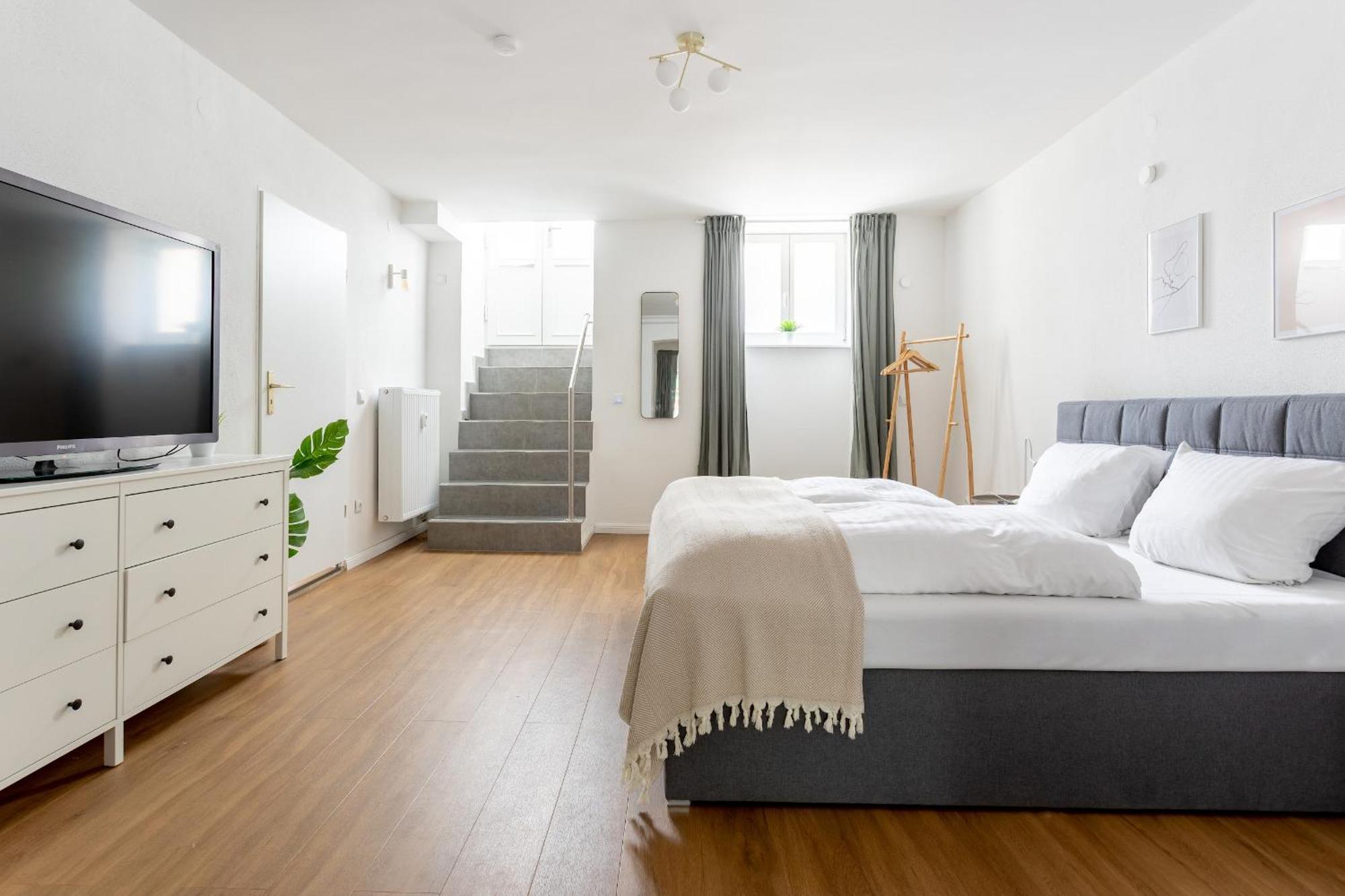 Global Living - Design Apartment I Central I Beamer I Kitchen I Terrace I Berlijn Buitenkant foto