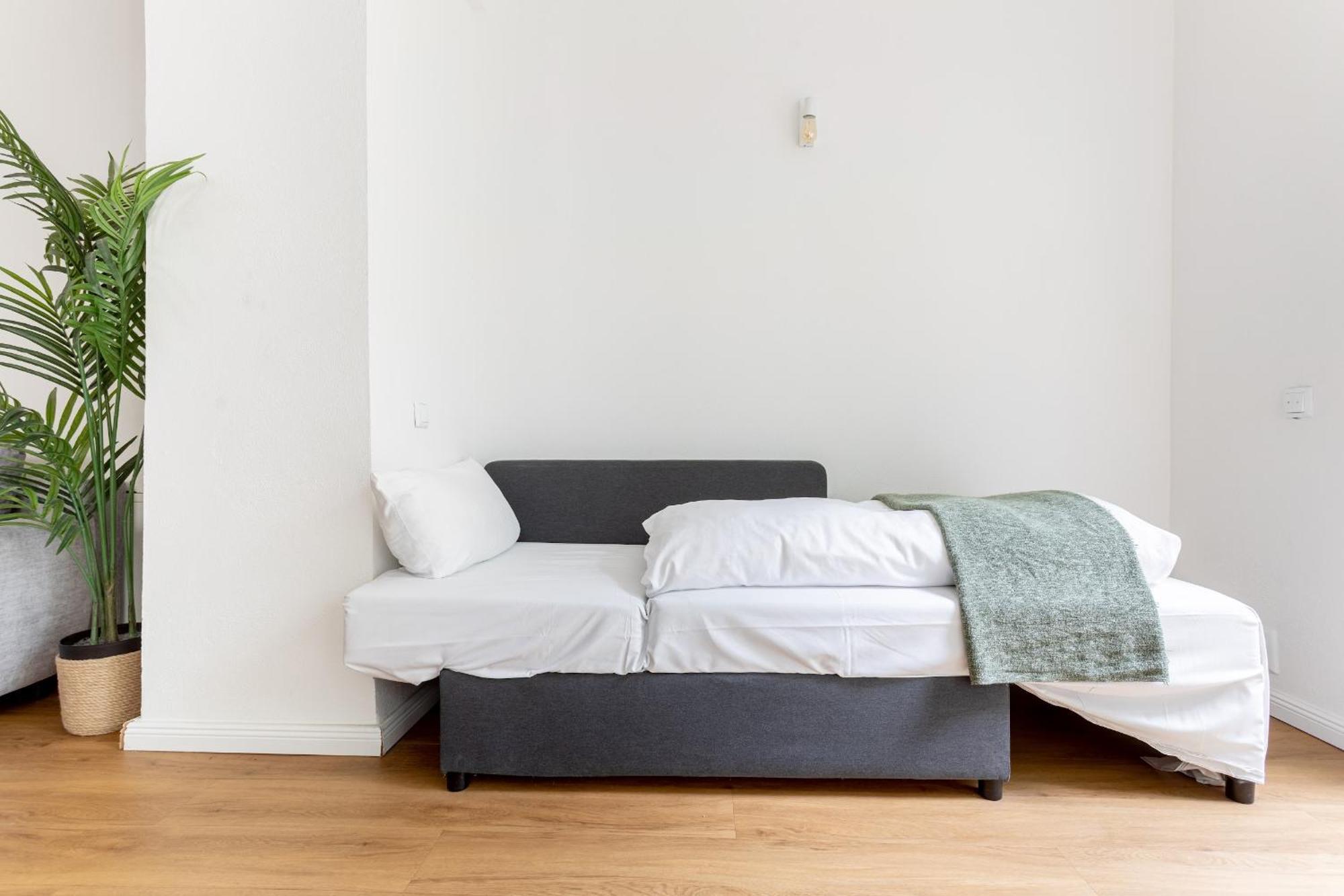 Global Living - Design Apartment I Central I Beamer I Kitchen I Terrace I Berlijn Buitenkant foto