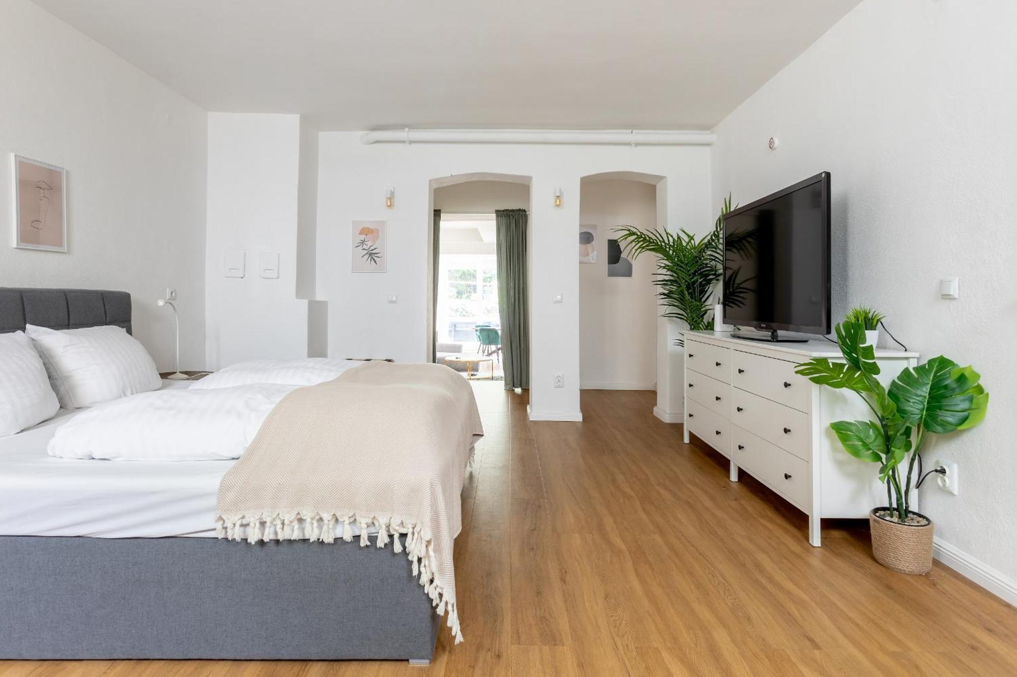 Global Living - Design Apartment I Central I Beamer I Kitchen I Terrace I Berlijn Buitenkant foto